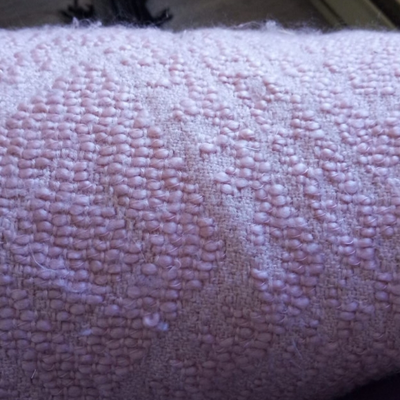 Large pink throw blanket - Picture 4 of 4